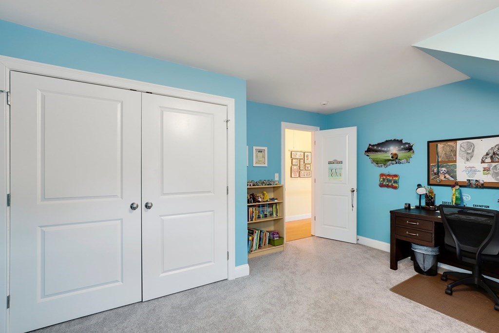 118 Evelyn Road Needham, MA 02494 - Photo 25 of 41