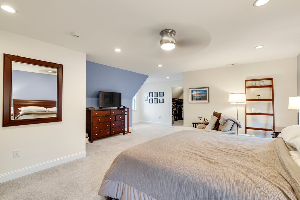 118 Evelyn Road Needham, MA 02494 - Photo 26 of 41