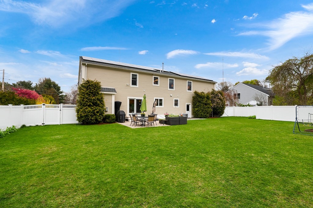 118 Evelyn Road Needham, MA 02494 - Photo 30 of 41