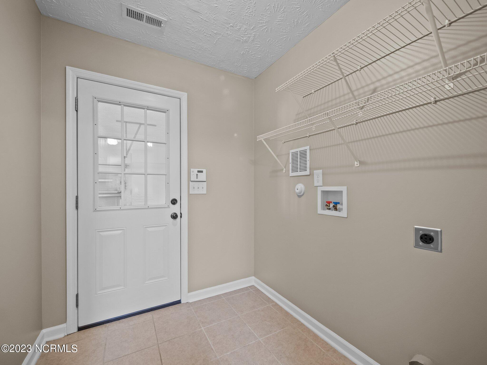 170 East Ridge Court Jacksonville, NC 28540 - Photo 27 of 52 27-web-or-mls-M1B12254