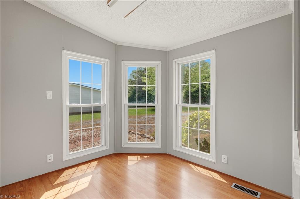 3028 Quaker Church Road Pinnacle, NC 27043 - Photo 20 of 36 Gallery Image 20