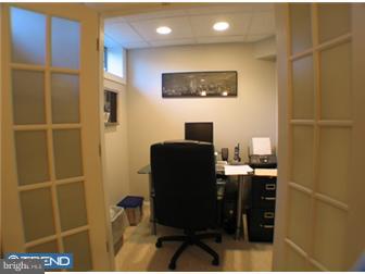 55 Windingbrook Road Bordentown, NJ 08505 - Photo 11 of 12 Office / Study