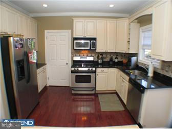 55 Windingbrook Road Bordentown, NJ 08505 - Photo 5 of 12 Kitchen