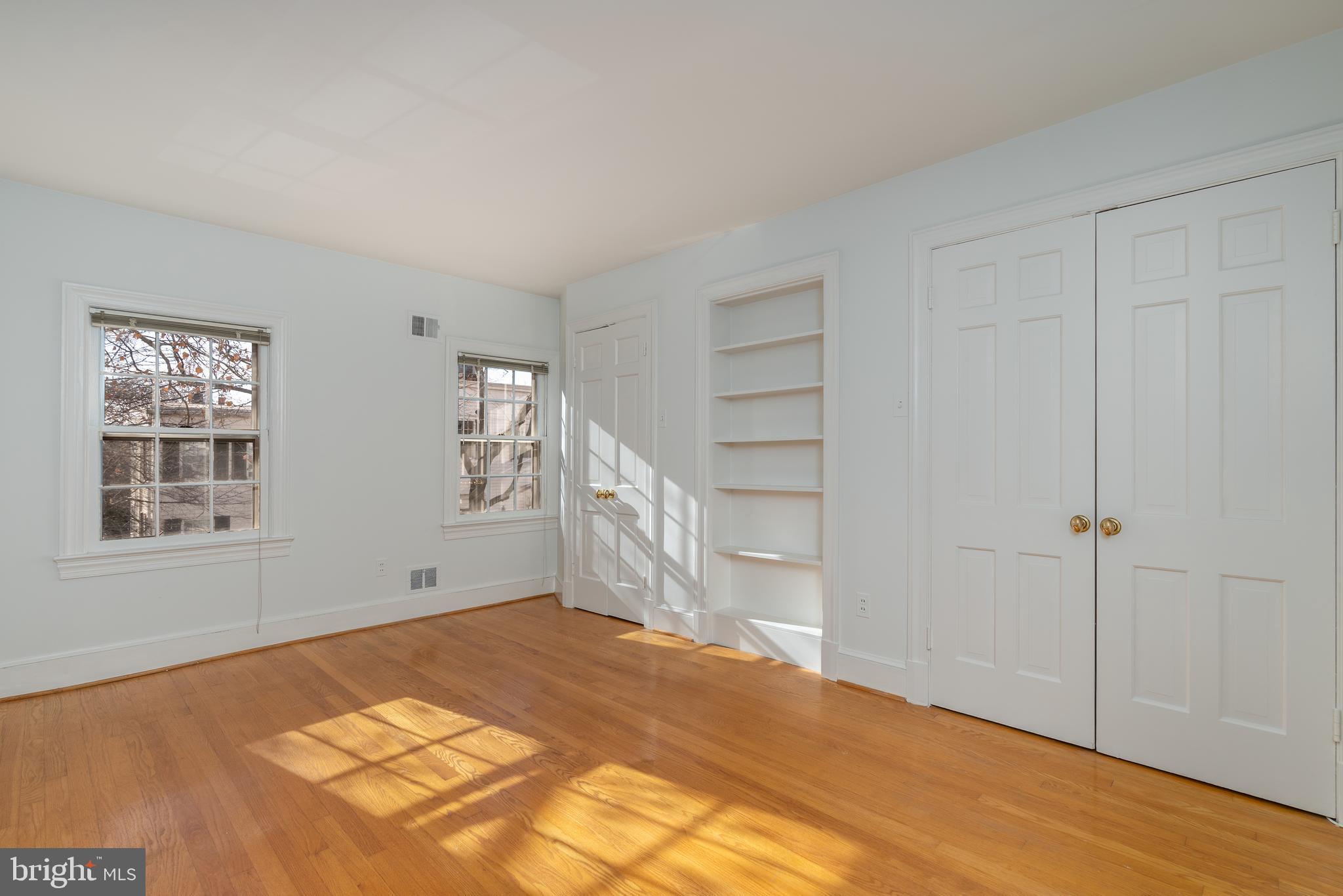 3339 P Street Northwest Washington, DC 20007 - Photo 15 of 21 2nd front bedroom with closets/built-ins