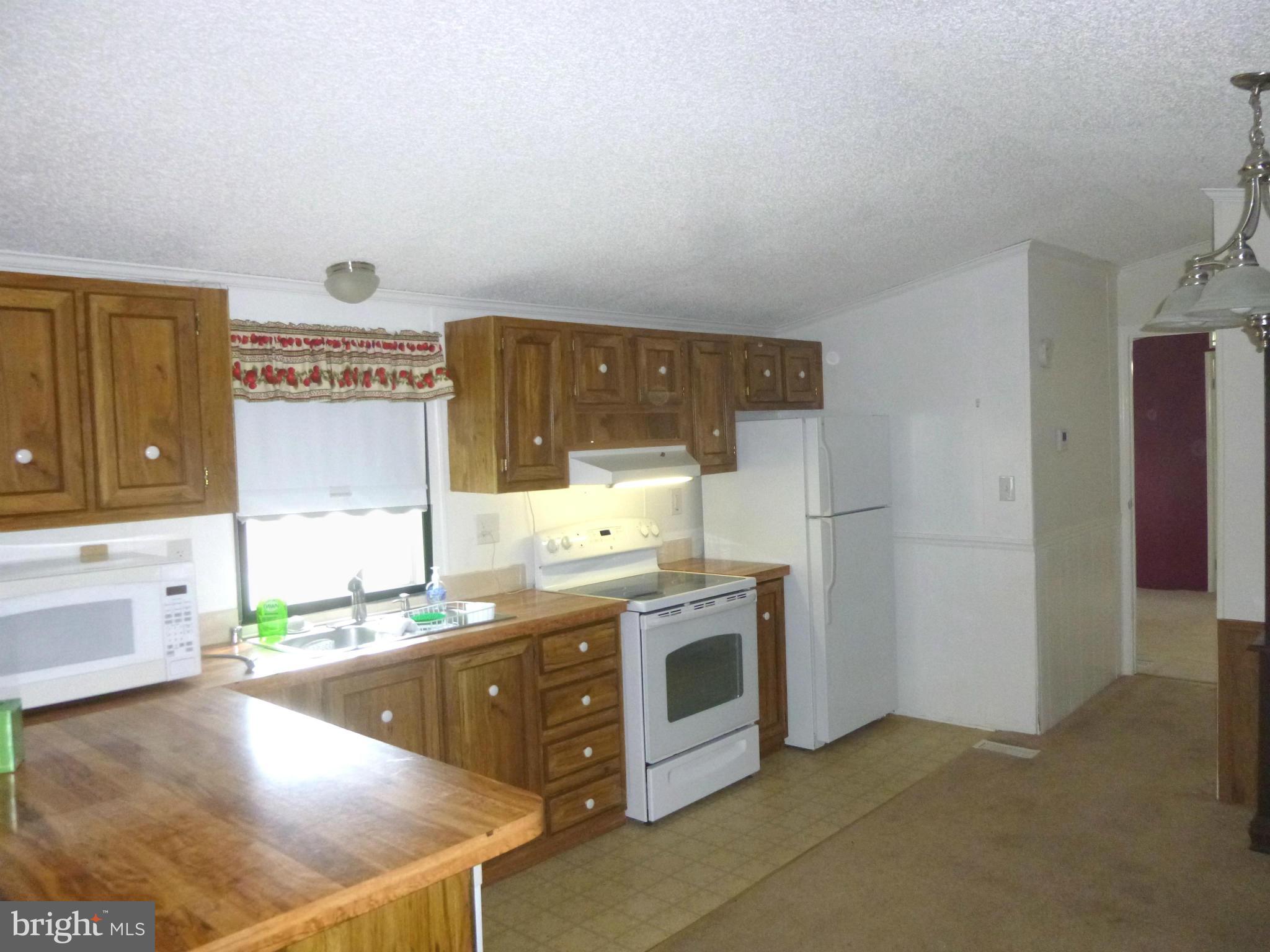 130 Roundup Road Middle River, MD 21220 - Photo 3 of 22 Kitchen