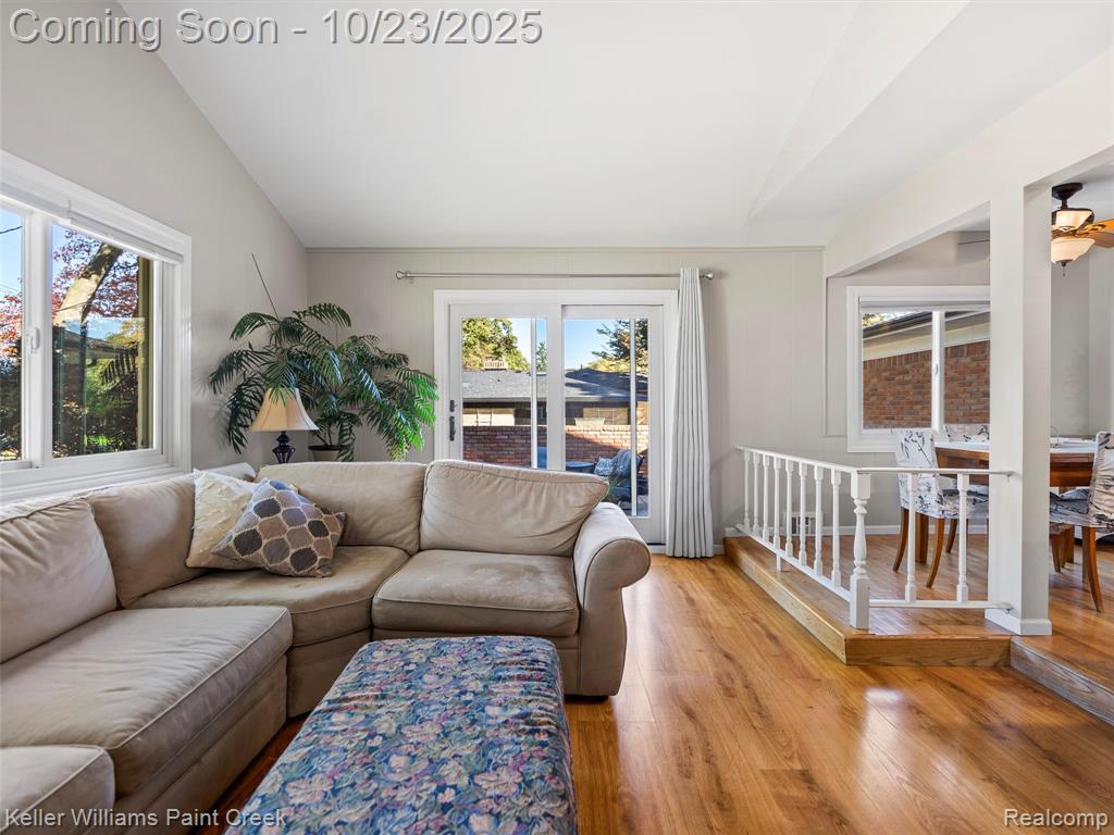 2152 Avoncrest Drive Rochester Hills, MI 48309 - Photo 14 of 42