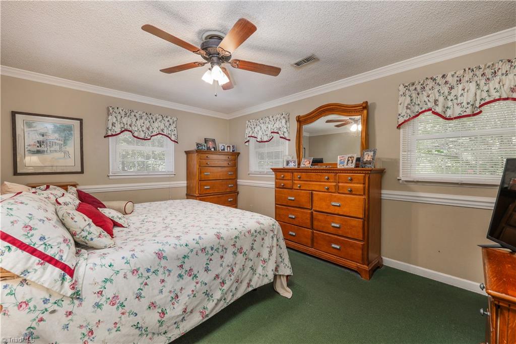 328 Oakgrove Road Asheboro, NC 27205 - Photo 26 of 47 Gallery Image 26