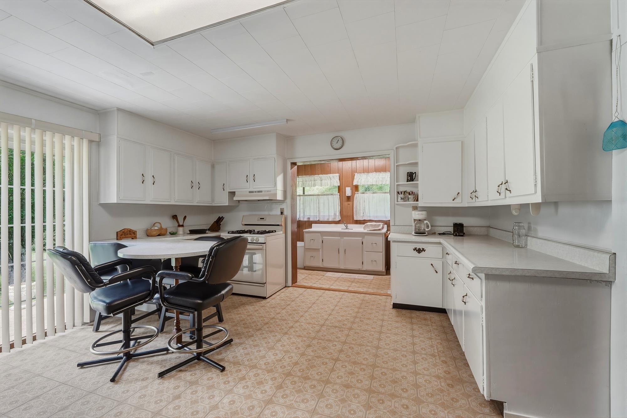 345-357 Barberry Road Ranger, WV 25557 - Photo 10 of 32 Gallery Image 10