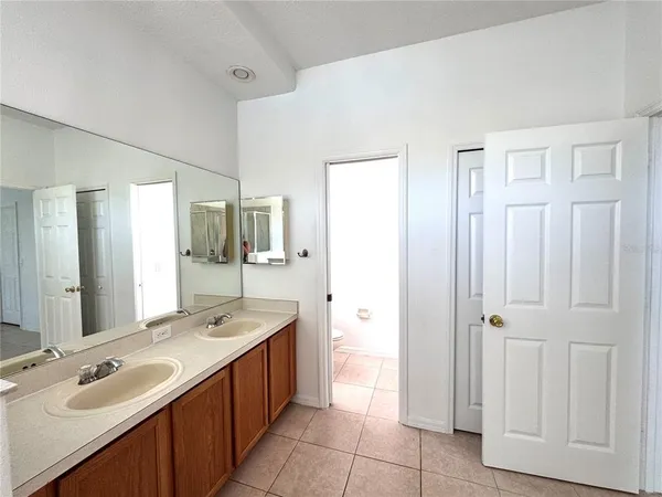 $2,499 | 14460 Huntcliff Park Way, Orlando, FL 32824