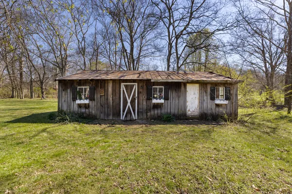 $739,900 | 8158 Old Springfield Pike, Goodlettsville, TN 37072