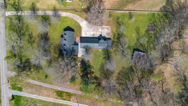 $739,900 | 8158 Old Springfield Pike, Goodlettsville, TN 37072