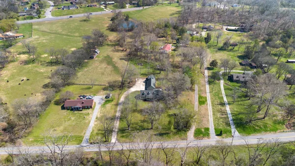 $739,900 | 8158 Old Springfield Pike, Goodlettsville, TN 37072