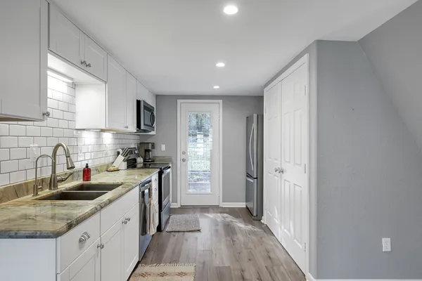 $1,600 | 1500 West Pine Lake Circle, Montgomery, TX 77316
