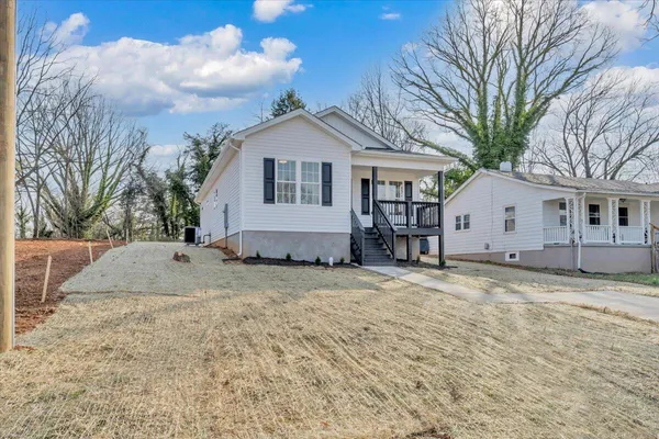 $245,000 | 3708 Michigan Avenue Northwest, Roanoke, VA 24017