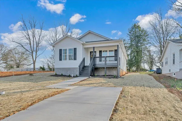 $245,000 | 3708 Michigan Avenue Northwest, Roanoke, VA 24017