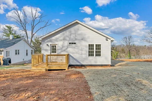 $245,000 | 3708 Michigan Avenue Northwest, Roanoke, VA 24017