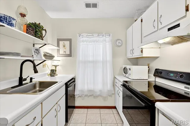 $175,000 | 3221 Meadow Trail Drive, Unit 56, St. Peters, MO 63376