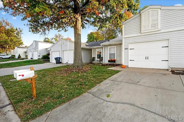 $175,000 | 3221 Meadow Trail Drive, Unit 56, St. Peters, MO 63376