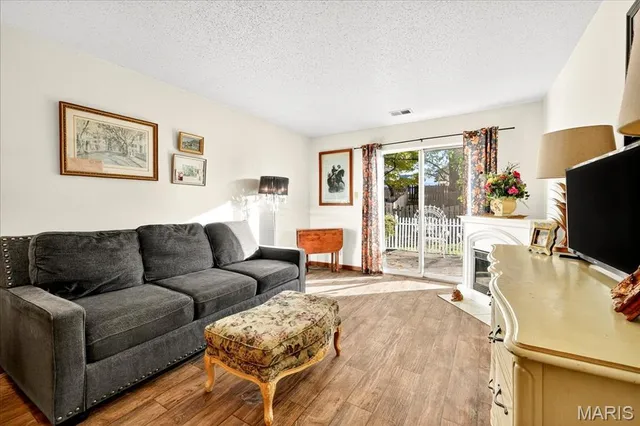 $175,000 | 3221 Meadow Trail Drive, Unit 56, St. Peters, MO 63376