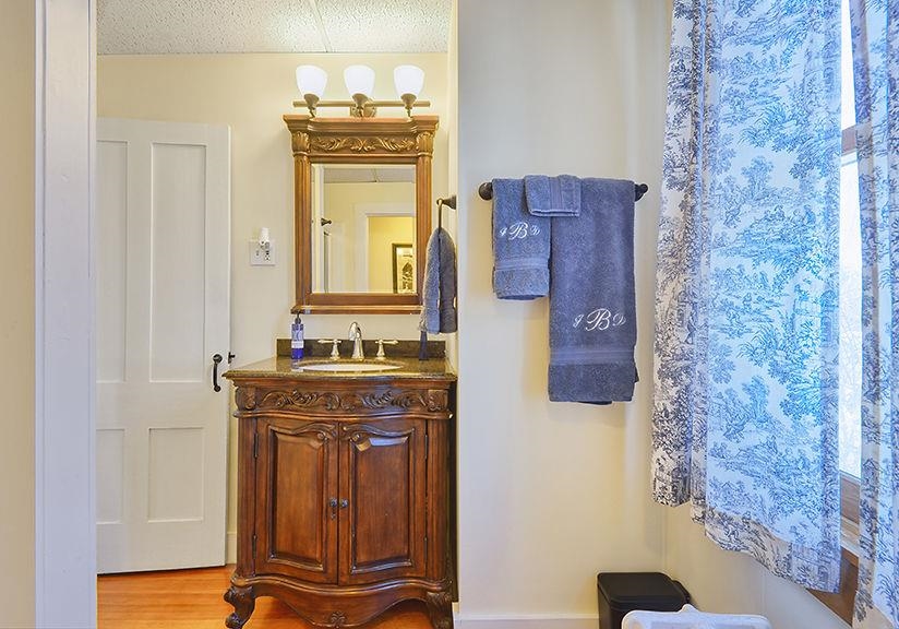 362 Court Street Keene, NH 03431 - Photo 25 of 55