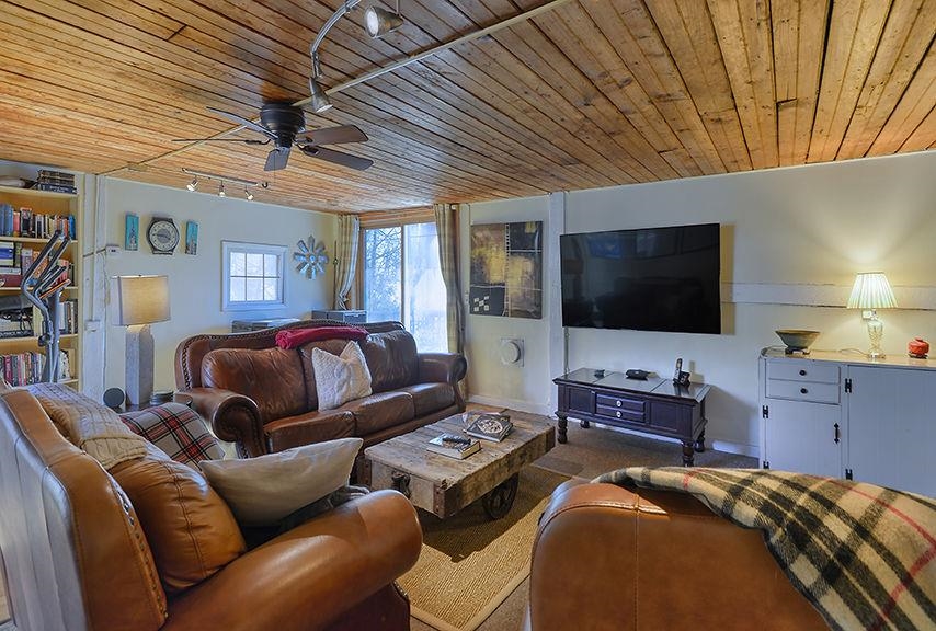 362 Court Street Keene, NH 03431 - Photo 9 of 55