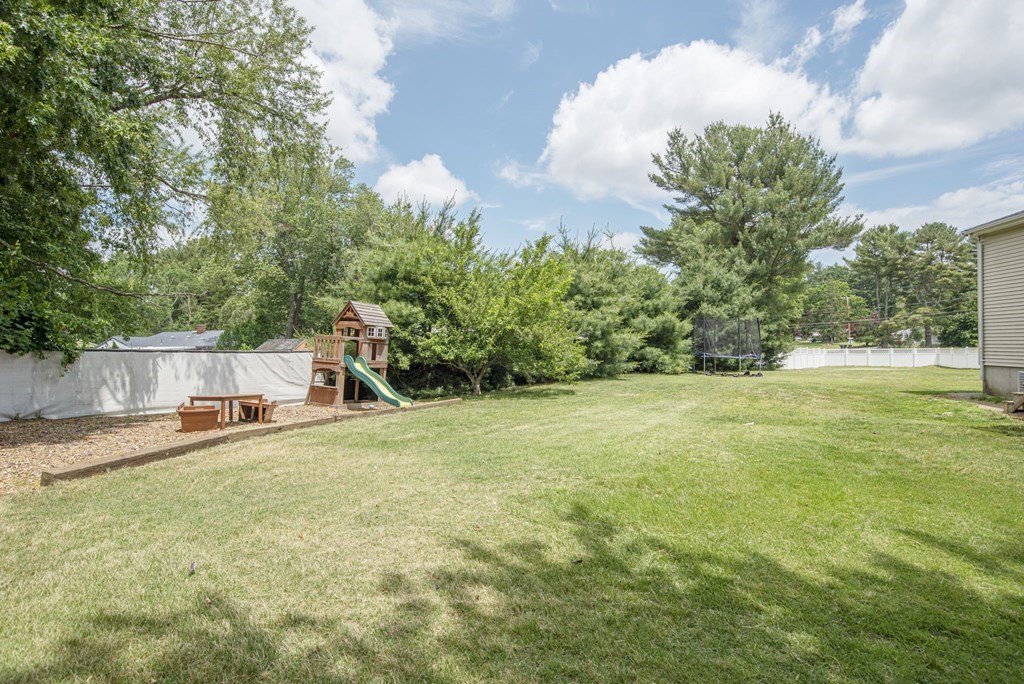 90 Nicholas Road Raynham, MA 02767 - Photo 6 of 42 Gallery Image 6
