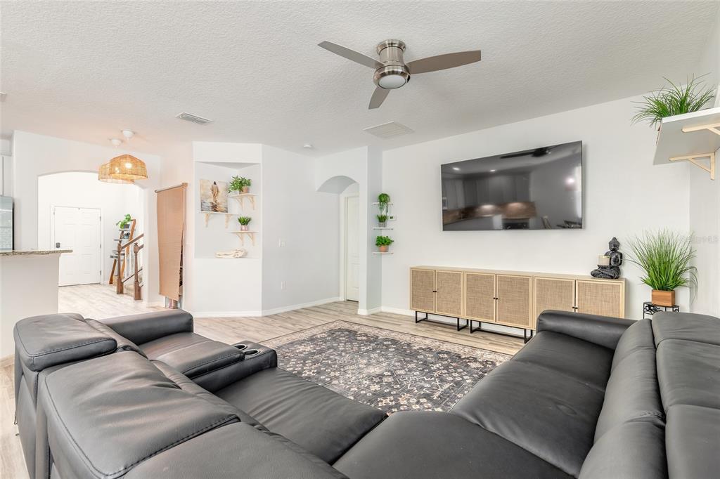 1215 Cap Diville Avenue Port Orange, FL 32129 - Photo 11 of 58