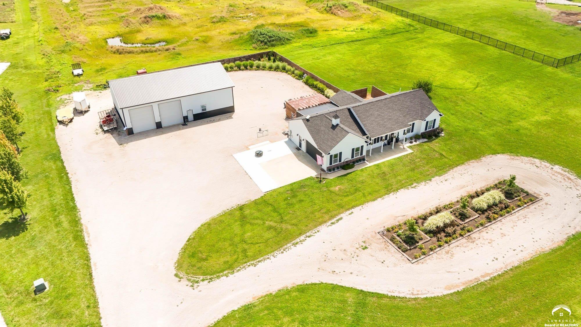 676 East 1375 Road Lawrence, KS 66046 - Photo 45 of 48