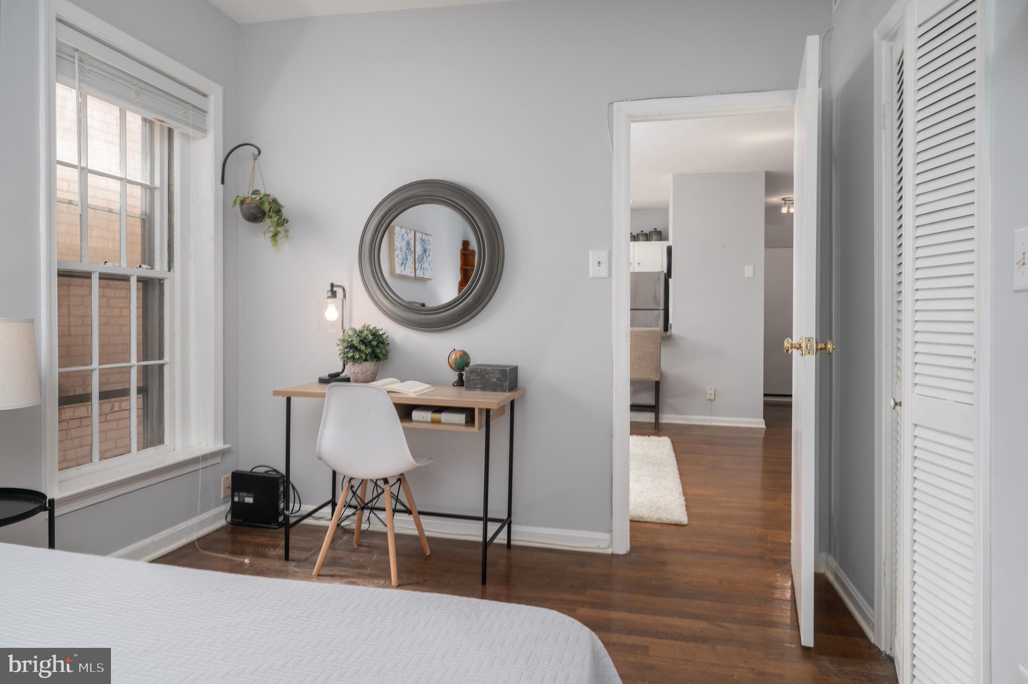 117 E Street Southeast, Unit 204 Washington, DC 20003 - Photo 20 of 22 Home Office Nook