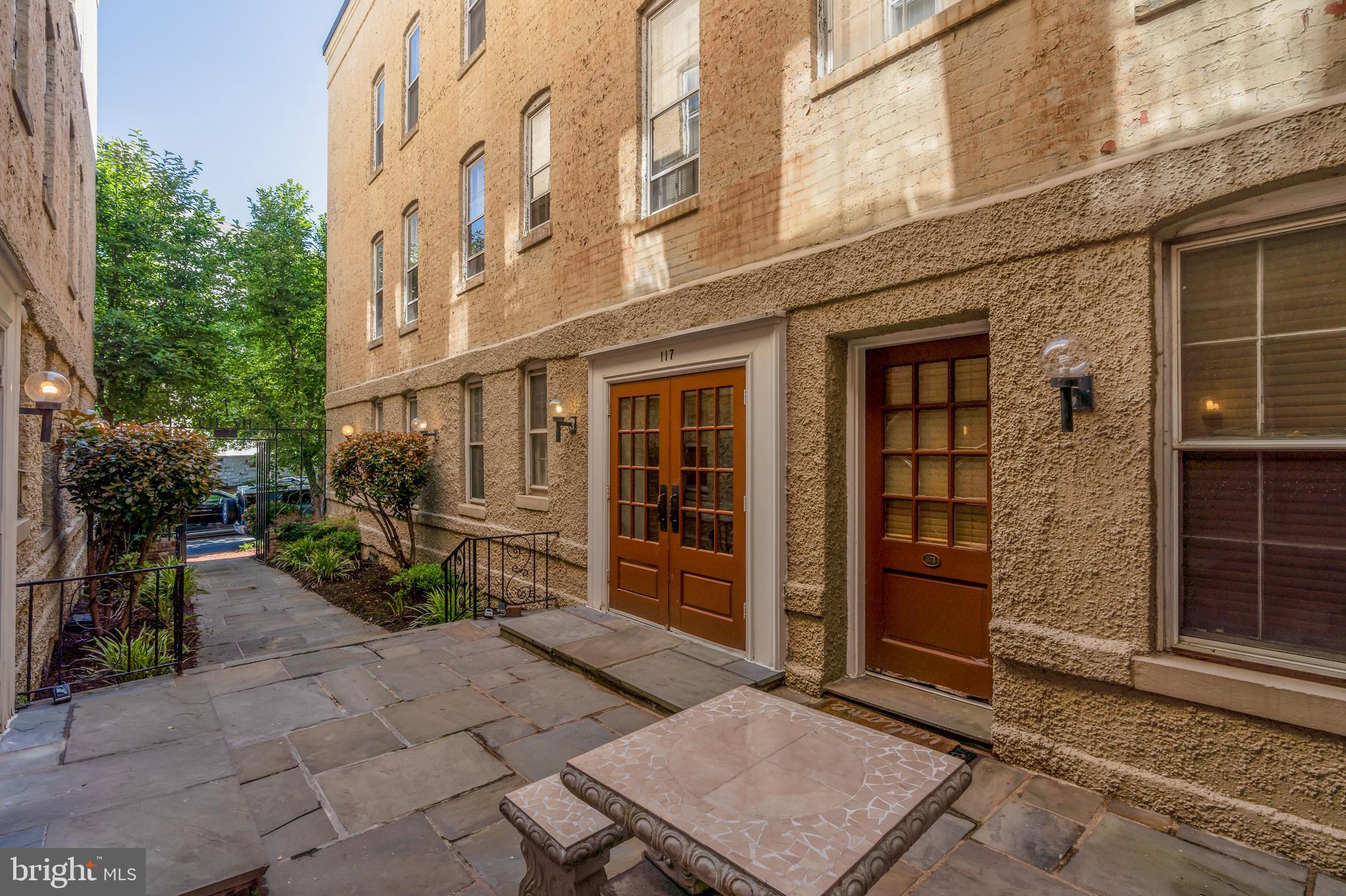 117 E Street Southeast, Unit 204 Washington, DC 20003 - Photo 5 of 22