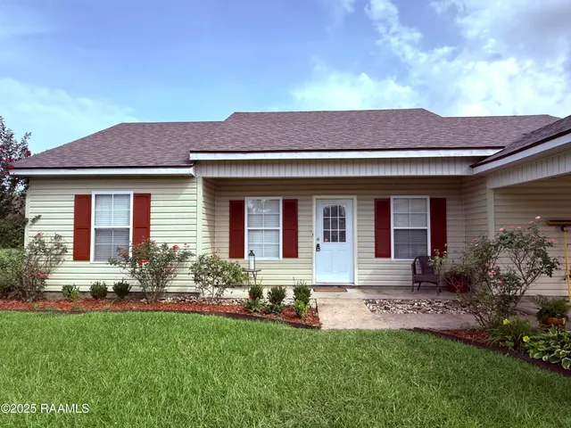 $186,000 | 1108 Poydras Place, Breaux Bridge, LA 70517