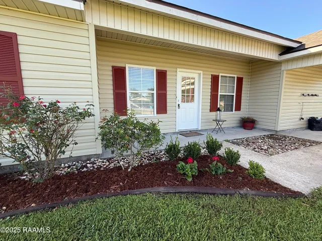 $186,000 | 1108 Poydras Place, Breaux Bridge, LA 70517