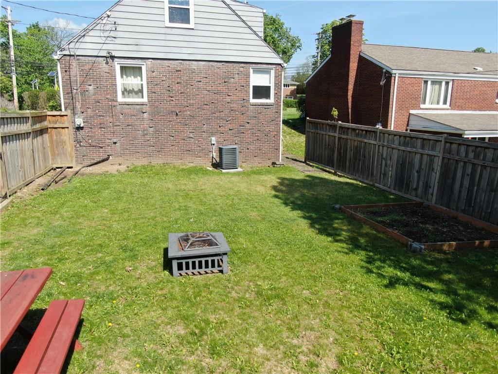 1211 Greentree Road Pittsburgh, PA 15220 - Photo 11 of 42 Gallery Image 11