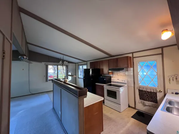 $250,000 | 202 North 58th Street, Superior, WI 54880