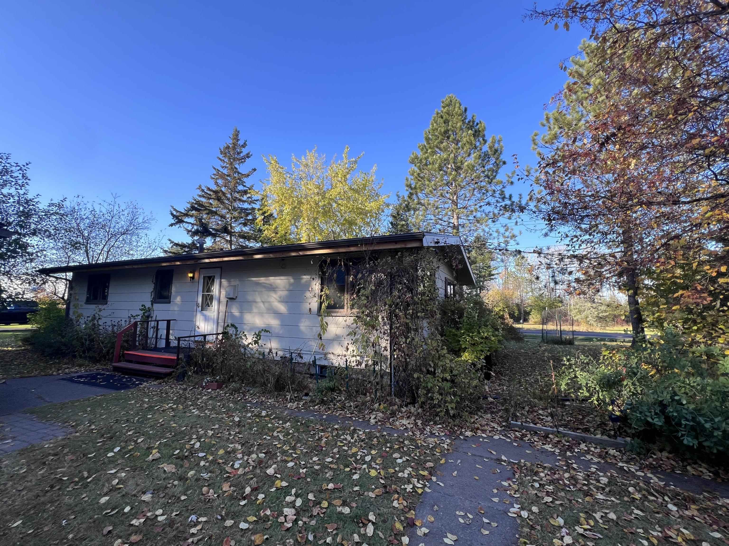 202 North 58th Street Superior, WI 54880 - Photo 4 of 30 View of front of property