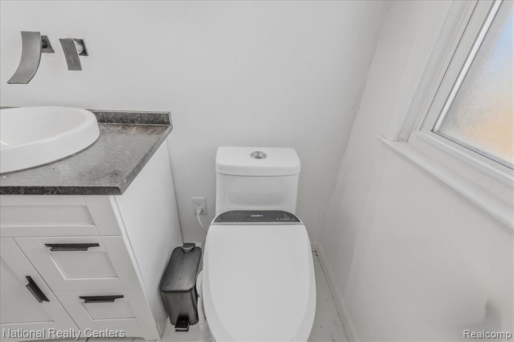 18051 Reed Street Melvindale, MI 48122 - Photo 15 of 35