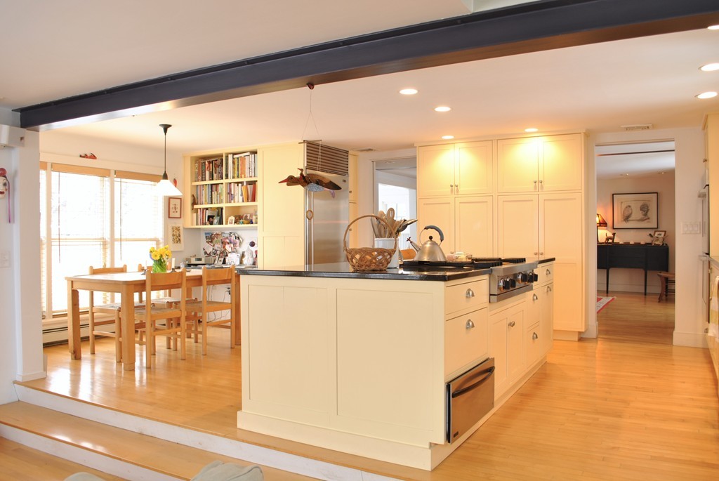 92 Sudbury Road Concord, MA 01742 - Photo 6 of 24 Gallery Image 6