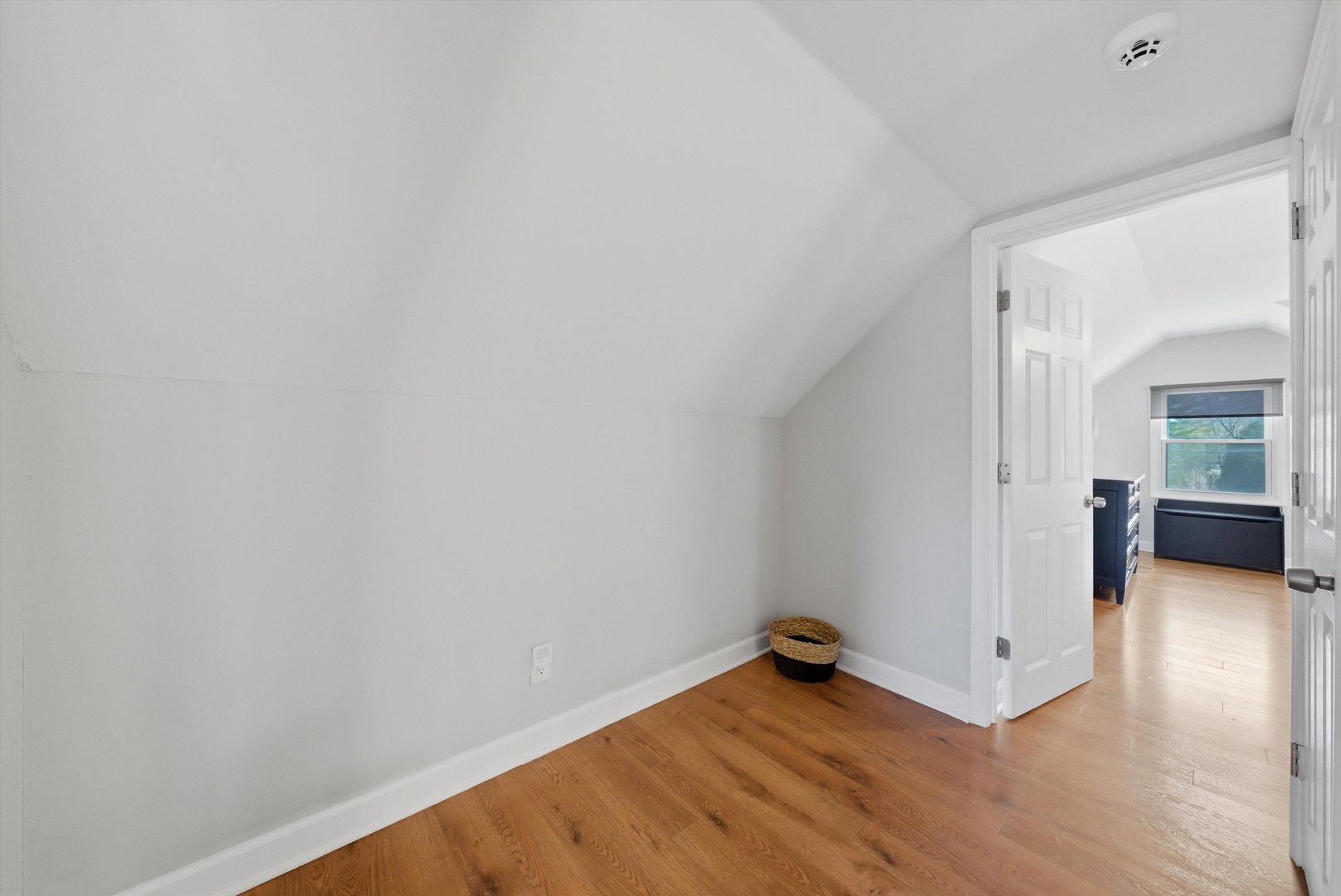 5813 Dunham Road Downers Grove, IL 60516 - Photo 27 of 51 Gallery Image 27