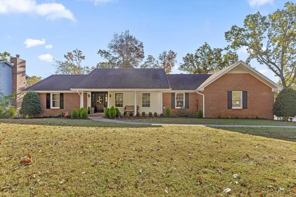 $999,900 | 8124 Pierpoint Drive, Harrison, TN 37341