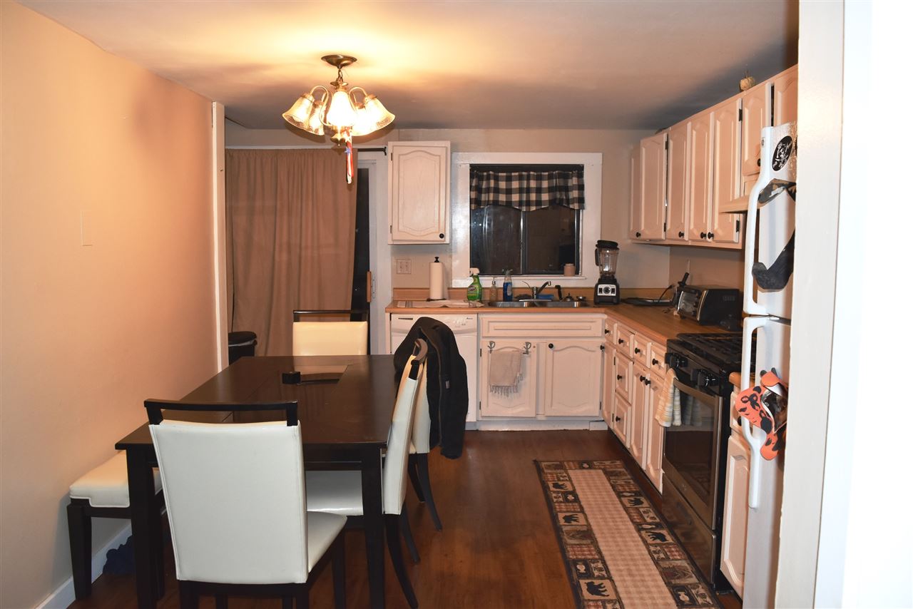 12 High Street Rutland, VT 05701 - Photo 3 of 19