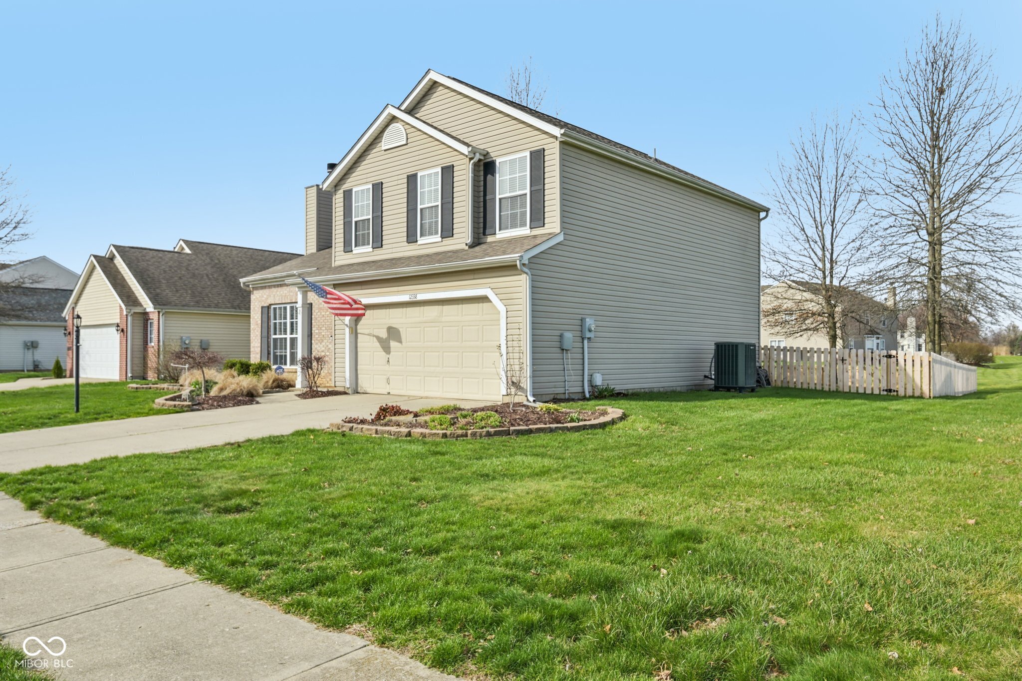12338 Slate Drive Fishers, IN 46037 - Photo 3 of 54