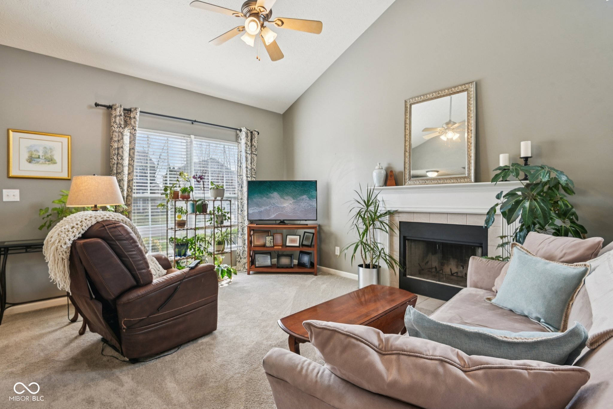 12338 Slate Drive Fishers, IN 46037 - Photo 8 of 54