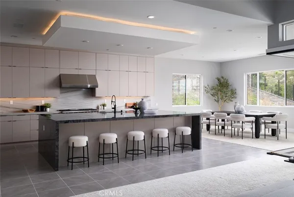 $4,150,000 | 18510 Boulder Bluff, Silverado, CA 92676