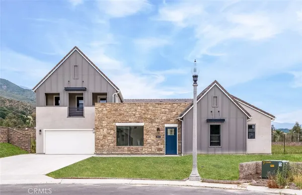 $4,150,000 | 18510 Boulder Bluff, Silverado, CA 92676