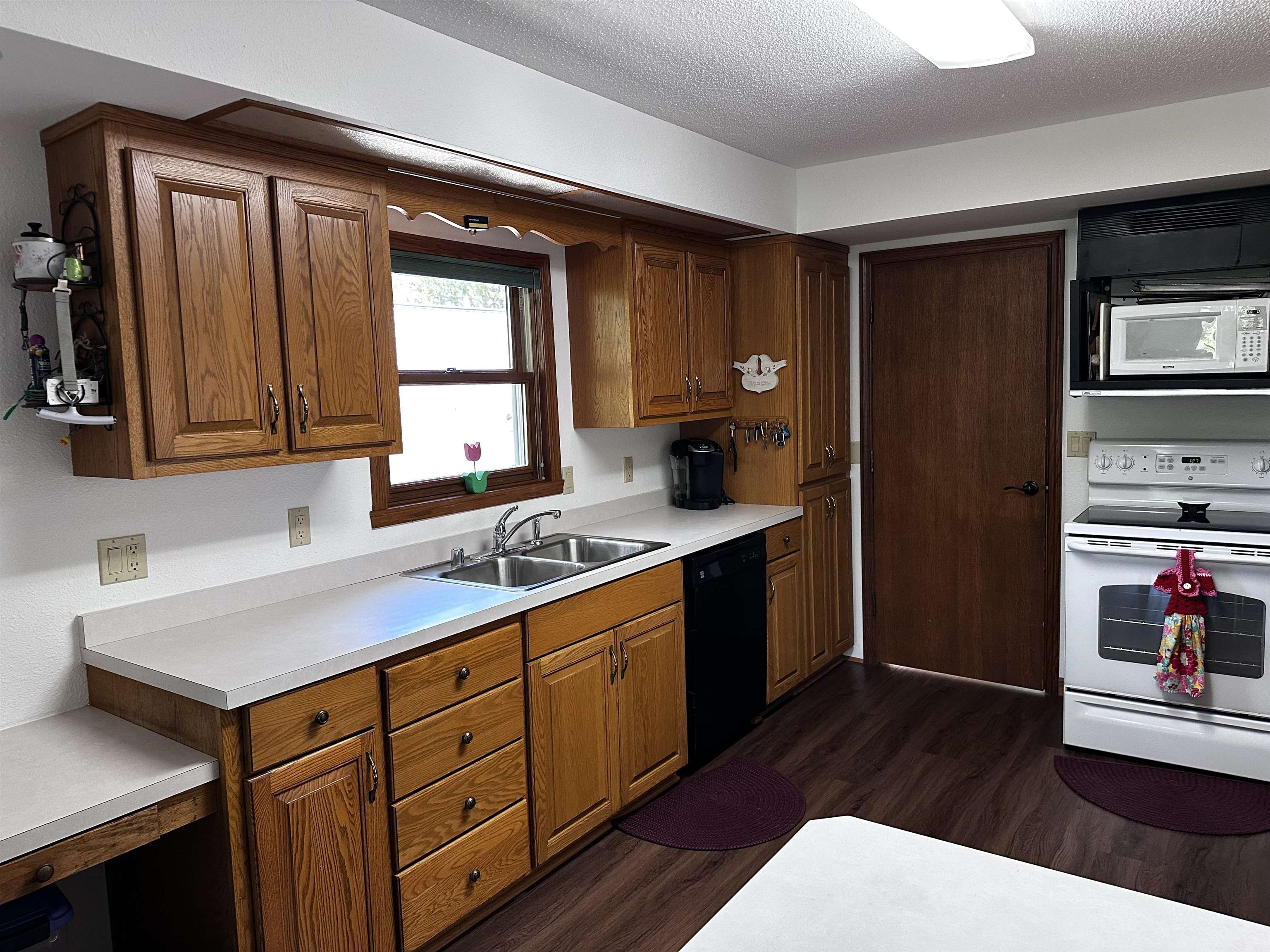 9873 Anton Road Clintonville, WI 54929 - Photo 12 of 49