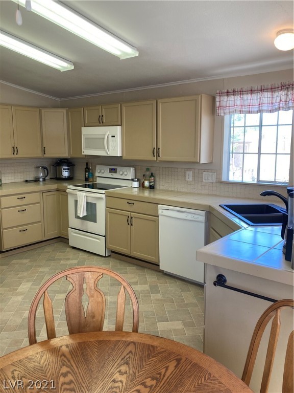 5720 Saddletree Road Pahrump, NV 89061 - Photo 11 of 50 Gallery Image 11