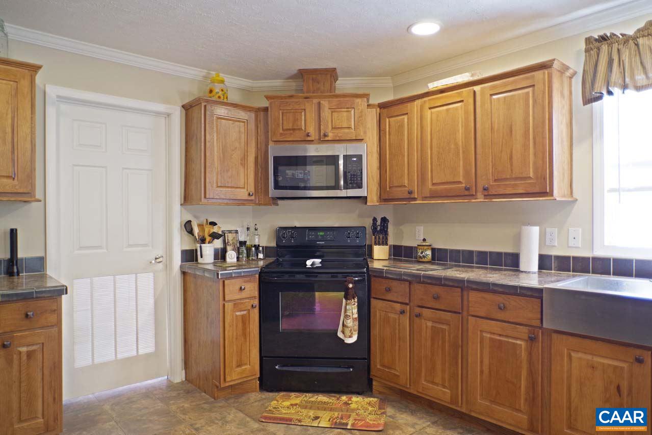 354 Logan Road Scottsville, VA 24562 - Photo 12 of 36 Gallery Image 12