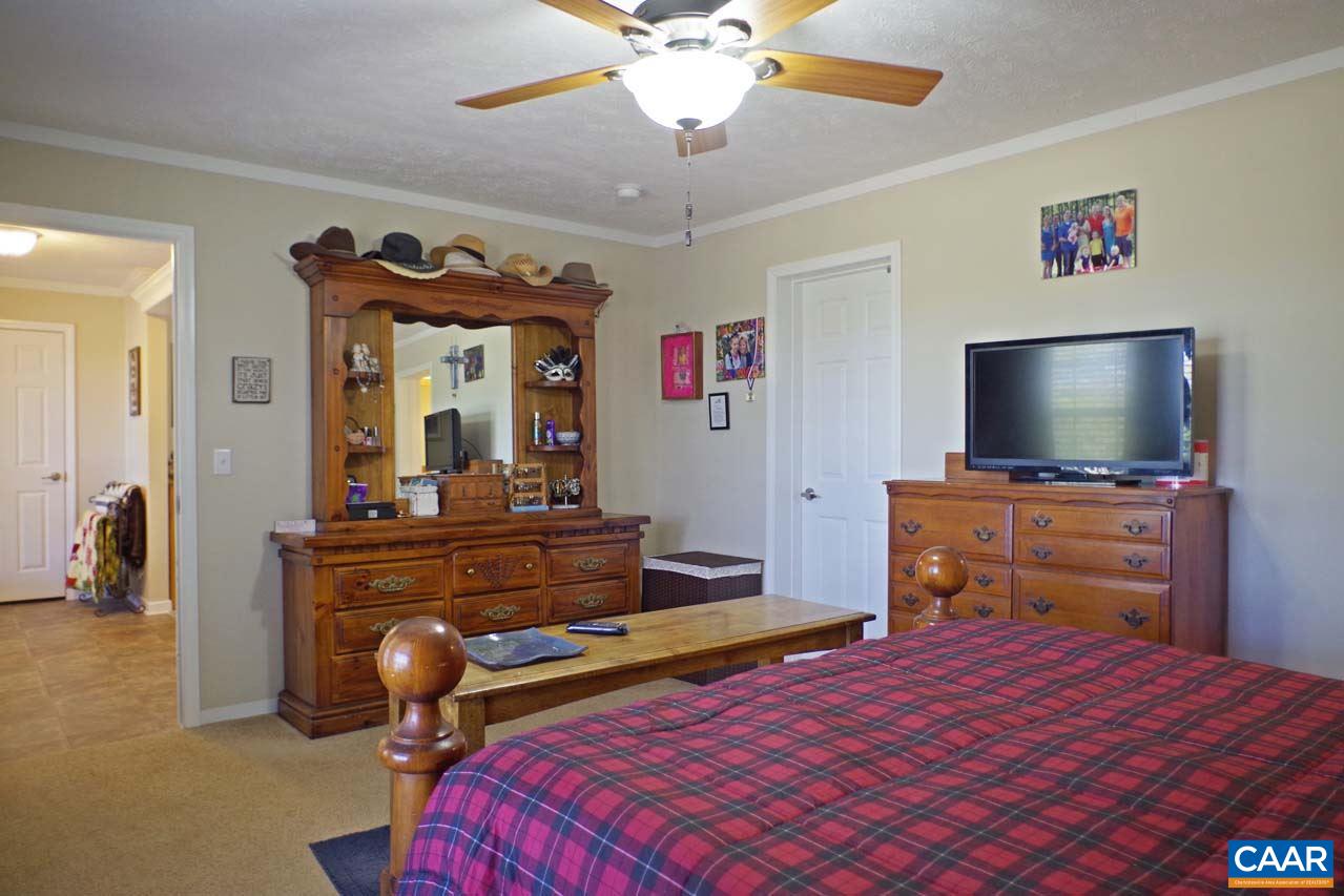 354 Logan Road Scottsville, VA 24562 - Photo 23 of 36 Gallery Image 23