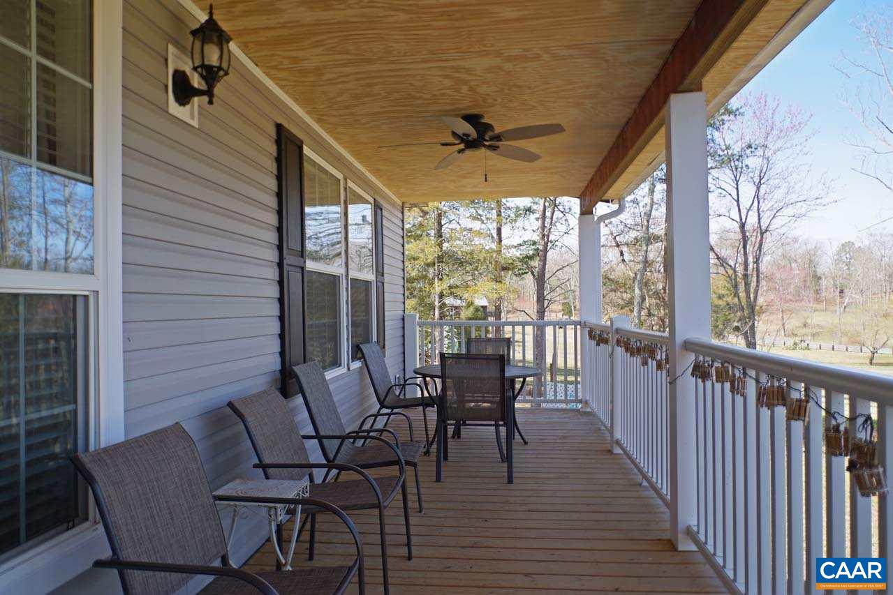 354 Logan Road Scottsville, VA 24562 - Photo 3 of 36 Gallery Image 3