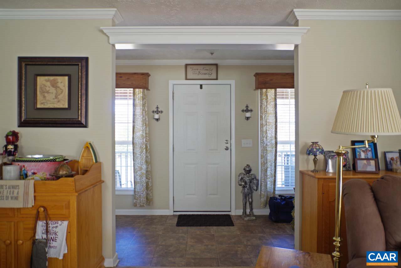 354 Logan Road Scottsville, VA 24562 - Photo 6 of 36 Gallery Image 6